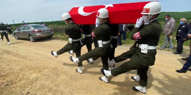 Kazada hayatını kaybeden Kıbrıs gazisi, askeri törenle toprağa verildi