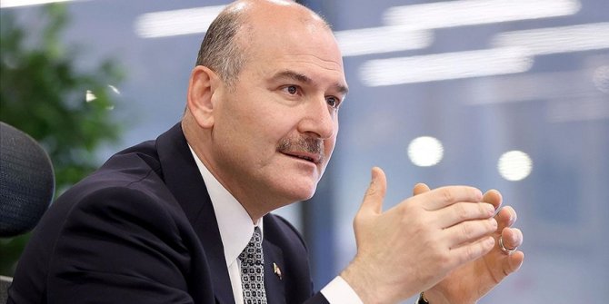 Bakan Soylu: İstanbul otogarında PKK'lıların bir aracın altına yerleştirdiği 5 kilo patlayıcı ele geçirildi
