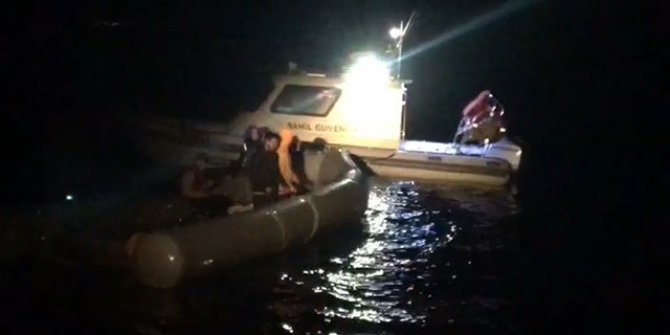 Ayvacık açıklarında, 5 kaçak göçmen kurtarıldı