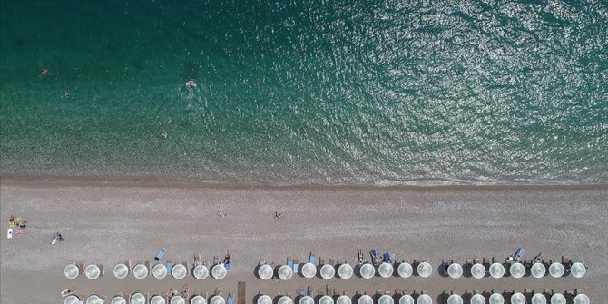 Almanlar tatillerini turizm merkezi Antalya'da geçirmek istiyor