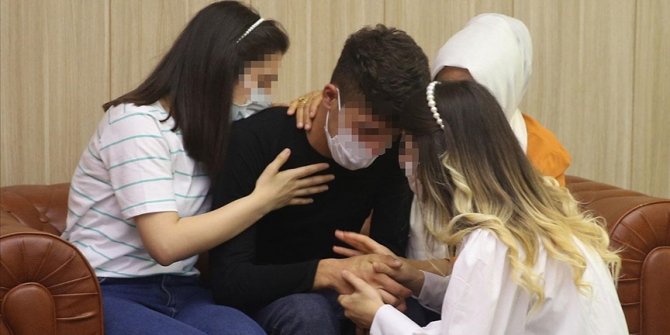 Mardin'de polisin ikna çalışması sonucu teslim olan terörist ailesiyle buluşturuldu