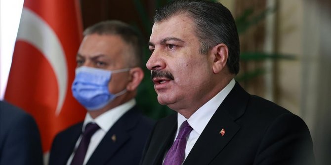 Bakan Koca: 17 günlük kapanma dönemiyle vaka sayılarında hızlı düşüşü sağlayacağımıza inanıyorum