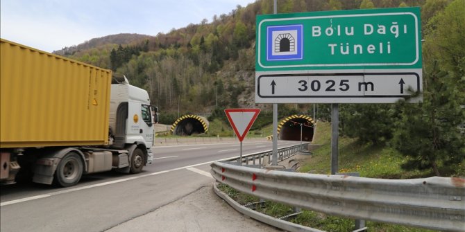 Bolu Dağı Tüneli saat 16.00'da ulaşıma açılacak