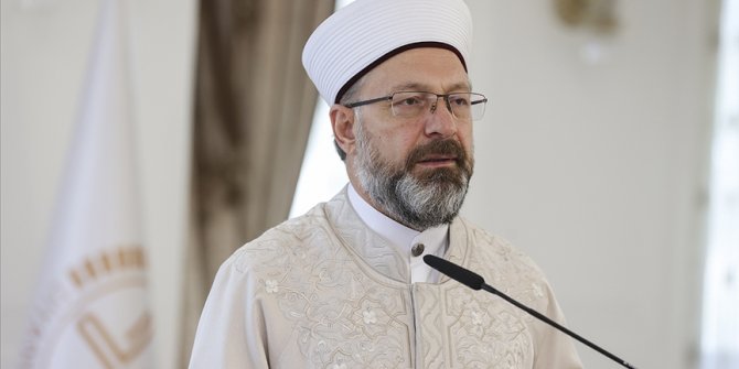 Diyanet İşleri Başkanı Erbaş: Bayram namazı kılınacak şekilde hazırlıklarımızı yapıyoruz