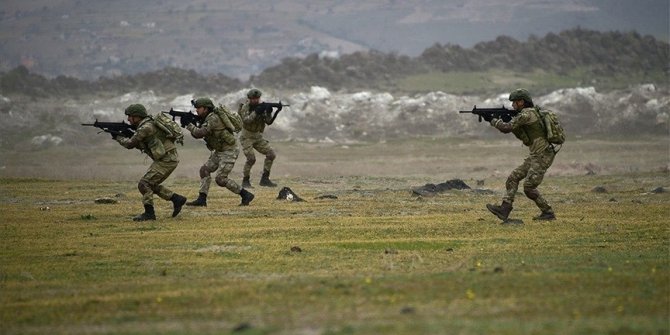 Bakanlardan Pençe-Yıldırım Harekatı'nda şehit düşen askerler için taziye mesajı