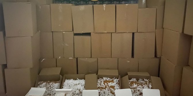 Adana 5,5 milyon gümrük kaçağı makaron ele geçirildi