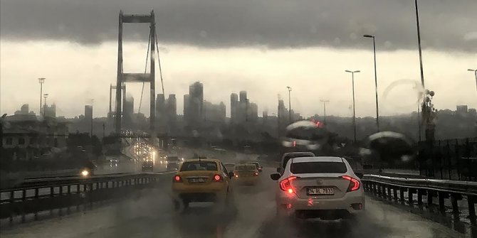 Marmara ve Karadeniz ile İç ve Doğu Anadolu bölgelerinde sağanak bekleniyor
