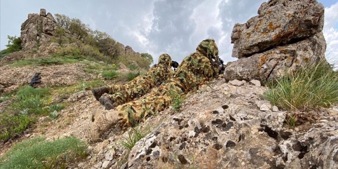 MSB, Metina ve Avaşin-Basyan bölgelerinde süren operasyonlardan fotoğraf paylaştı
