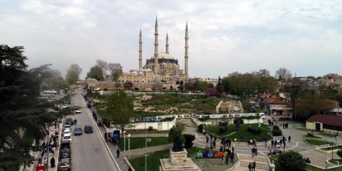 Selimiye Camii meydanında Cumhurbaşkanı’nın talimatıyla süreç hız kazandı