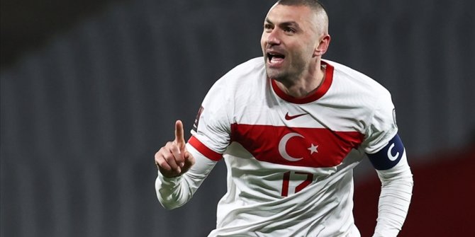 Lille'de nisan ayının futbolcusu Burak Yılmaz