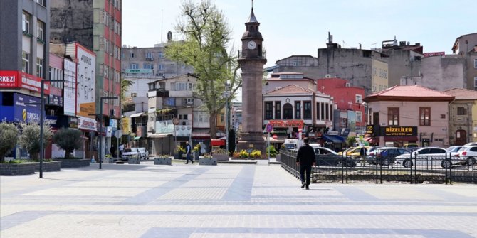 Vaka sayılarında zirveyi gören Samsun, Kovid-19 aşısı ve tedbirlerle 42'nci sıraya geriledi
