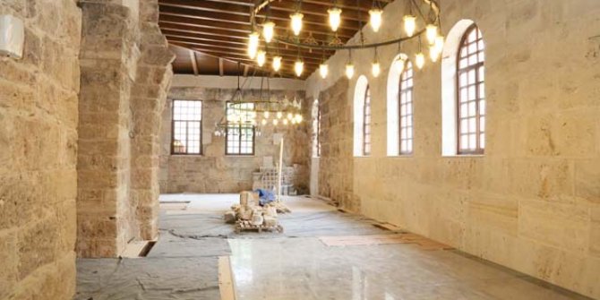 Yanan Osmanlı eseri cami, 125 yıl sonra ibadete açılıyor