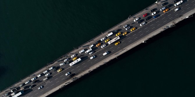 Motorlu kara taşıtları 2019'da 301,5 milyar kilometre yol katetti