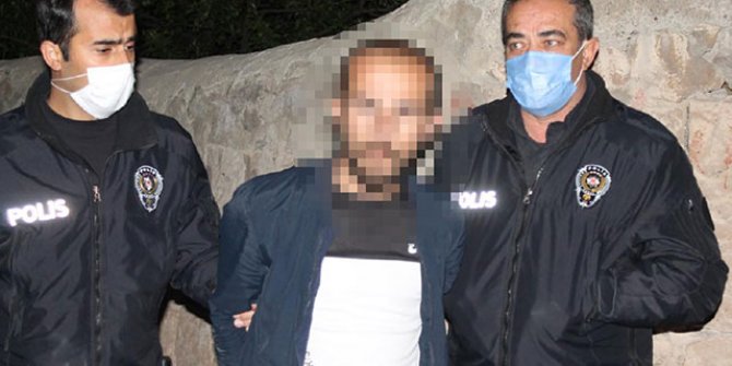 'Dur' ihtarına uymayıp, polislerin üzerine otomobil süren 4 kişiden 2'si duvar dibinde yakalandı