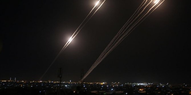 İsrail'in Gazze'ye saldırıları sürerken Hamas'ın attığı roketler nedeniyle 2 İsrailli daha öldü