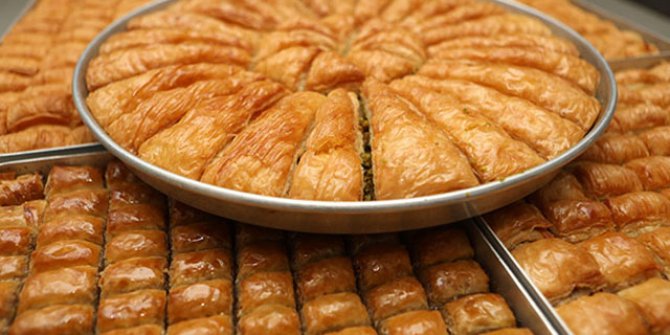 Sağlık Bakanlığı'ndan Ramazan Bayramı'nda beslenme önerileri