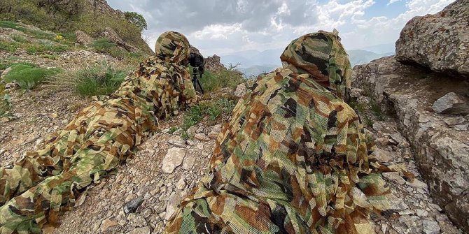Milli Savunma Bakanı Akar: Pençe-Şimşek ve Pençe-Yıldırım operasyonlarında 113 terörist etkisiz hale getirildi