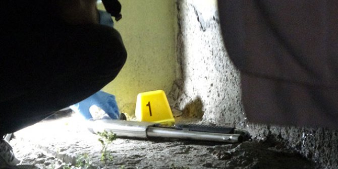 Silahlı kavgada sokakta oynayan 5 yaşındaki çocuk göğsünden vuruldu
