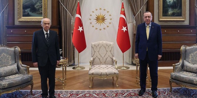 Cumhurbaşkanı Erdoğan, MHP Genel Başkanı Bahçeli'yi kabul etti