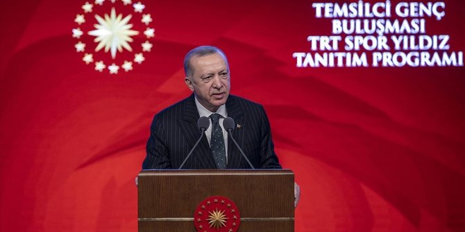 Cumhurbaşkanı Erdoğan: Saat 19.19'da Türkiye'nin her yerinde İstiklal Marşı'mızı okuyacağız