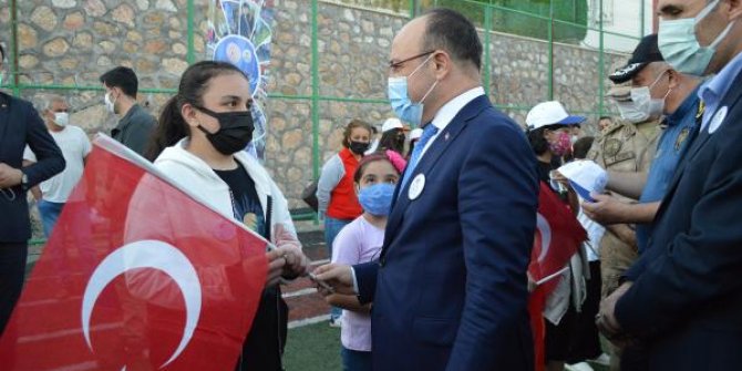 Elazığ'da 19 Mayıs'ta İstiklal Marşı coşkusu