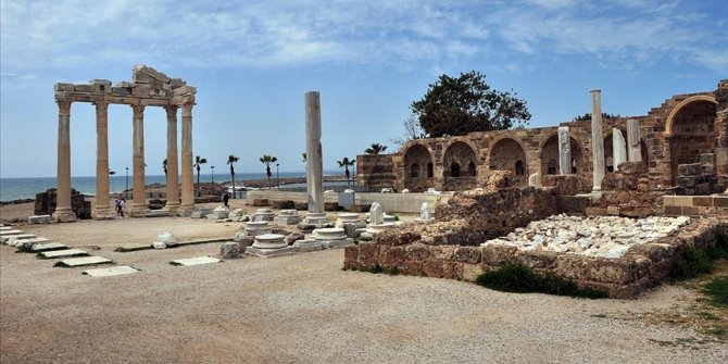 Turizm merkezi Antalya doğal güzellikleriyle görsel şölen sunuyor