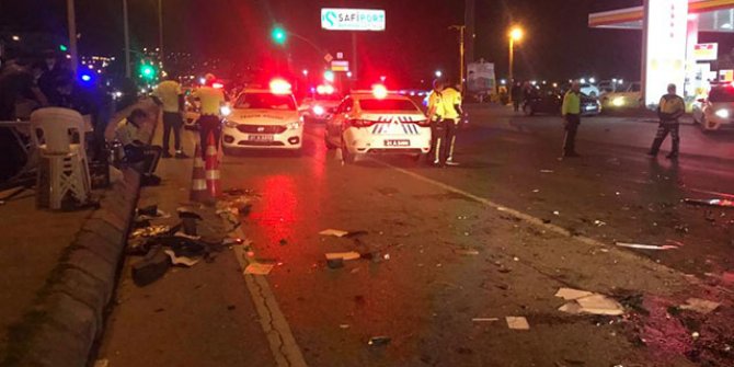 Alkollü sürücü polis kontrol noktasına daldı: 1’i polis 3 yaralı