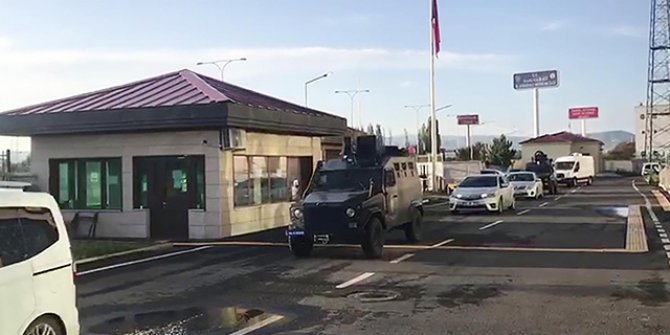 Kars ve Adana'da terör operasyonu