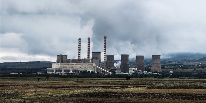 Ekonomileri fosil yakıtlara bağımlı ülkelerin dönüşüm ihtiyacı derinleşiyor