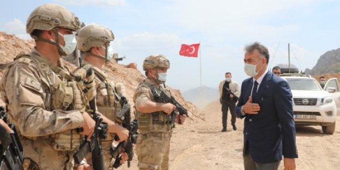 Bitlis Valisi Çağatay, üs bölgesini ziyaret etti