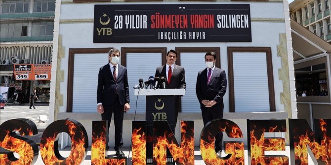 YTB Başkanı Eren, Solingen'deki ırkçı saldırının kurbanlarını andı