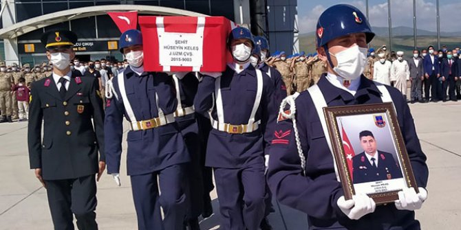 Şehit uzman çavuş için Ağrı'da tören