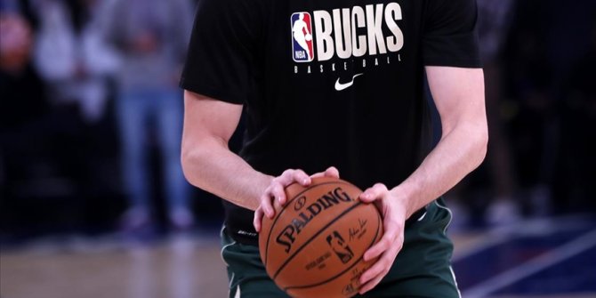 NBA play-off'larında tur atlayan ilk takım Bucks