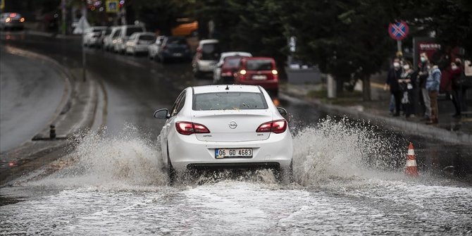 Türkiye'nin kuzey ve batı kesimleri için sağanak uyarısı