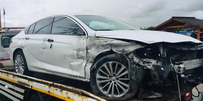 MHP milletvekilleri Hasan Kalyoncu ile Yaşar Karadağ , trafik kazasında yaralandı