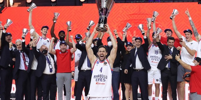 Anadolu Efes, son üç sezondaki yatırımlarıyla Avrupa'nın zirvesine çıktı