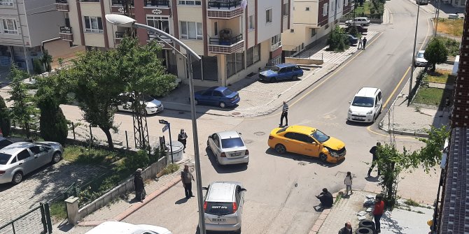 Mahalleliden sıkça kazanın yaşandığı kavşağa kasis talebi