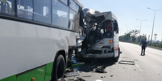Kayseri’de belediye otobüsü, halk otobüsüne çarptı: 2 yaralı