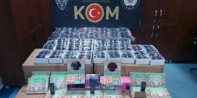 Adana’da, kaçakçılık operasyonunda yakalanan 8 şüpheli adliyede