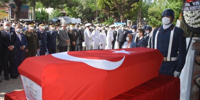 Şehit kocasını gözyaşlarıyla uğurlayan acılı eş: Kızın Elif sana doyamadı