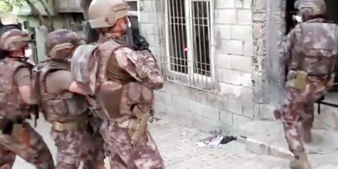 Gaziantep’te, 657 polisle uyuşturucu operasyonunda 24 gözaltı