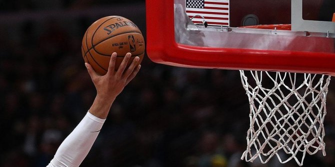 NBA'de Suns, Nuggets'a karşı farkı 2'ye çıkardı