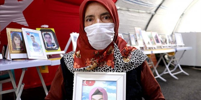 Diyarbakır annelerinden Hatice Levent: Çocuklarımızı almadan bu kapıdan gitmeyeceğiz