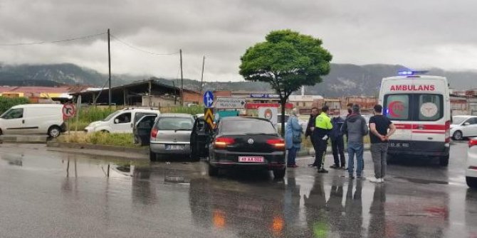 Rektör Prof. Dr. Kavuncu, trafik kazasında yaralandı