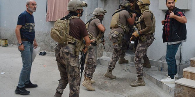 Adana'da torbacılara şafak operasyonu
