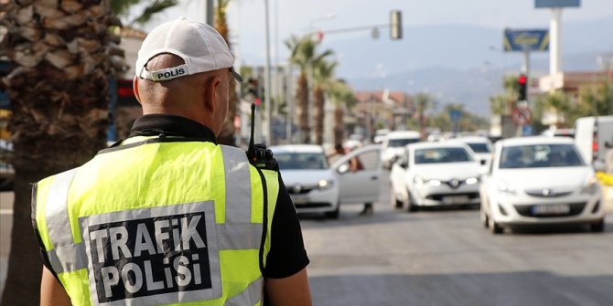 Yurt genelinde trafik denetimi yapıldı: 30 bin araç ve sürücü denetlendi
