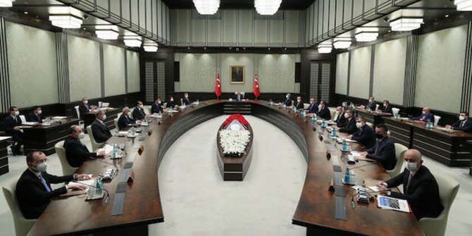 Milyonların gözü Kabine Toplantısı'nda: Kısıtlamalar kaldırılacak mı?
