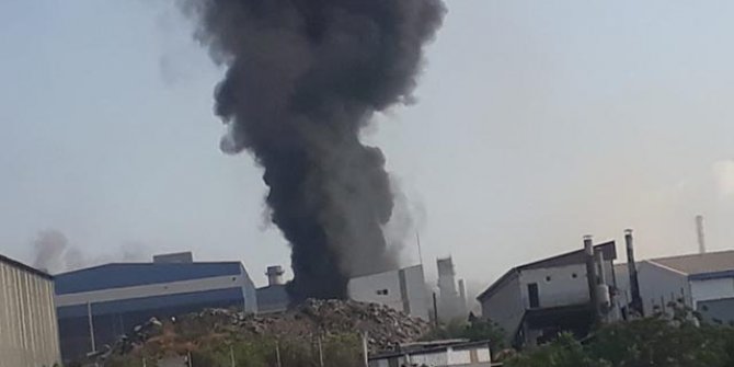 Osmaniye'de plastik geri dönüşüm fabrikasında yangın 
