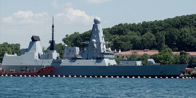Rusya: Uyarı ateşi açıldı, İngiltere: Hiçbir uyarı ateşi olmadı