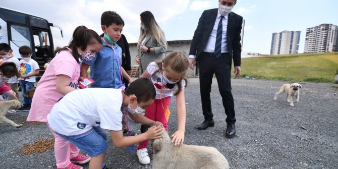 Pursaklar’da Minik Öğrencilerinden Örnek Davranış